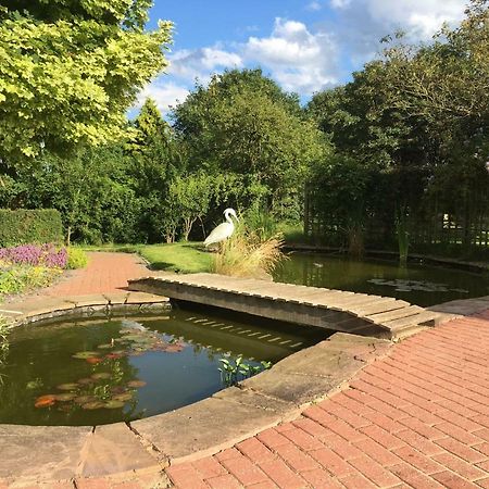 Maesbury Riverside Oswestry Exterior foto